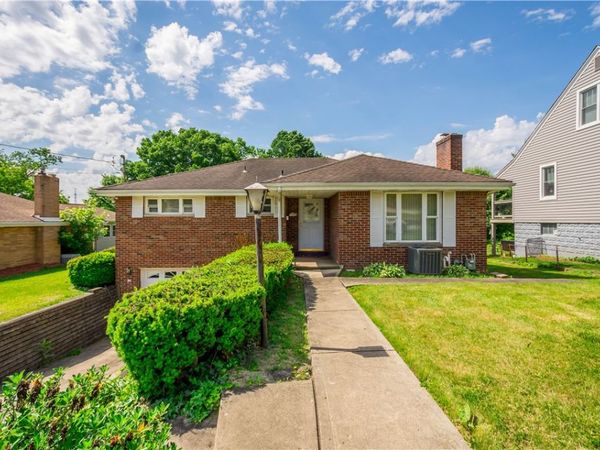 1599 Collier Avenue, Carnegie, PA 15106