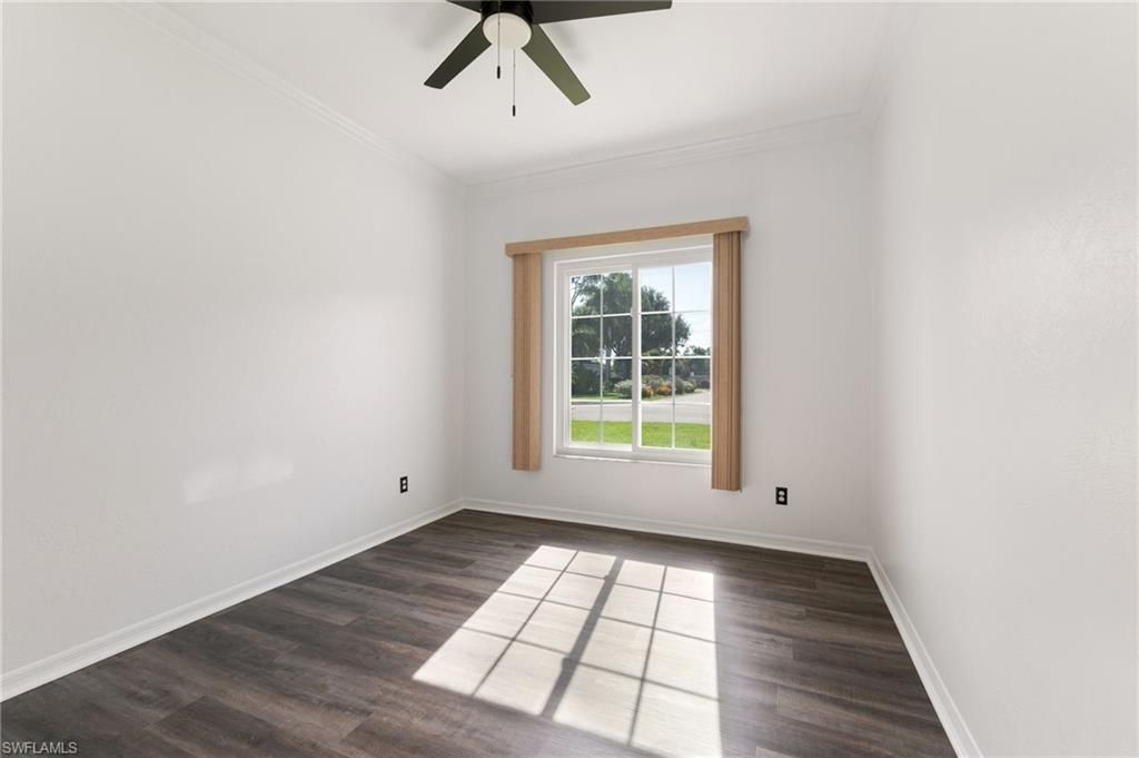 223 Stanhope Cir, Naples, FL 34104 Photo