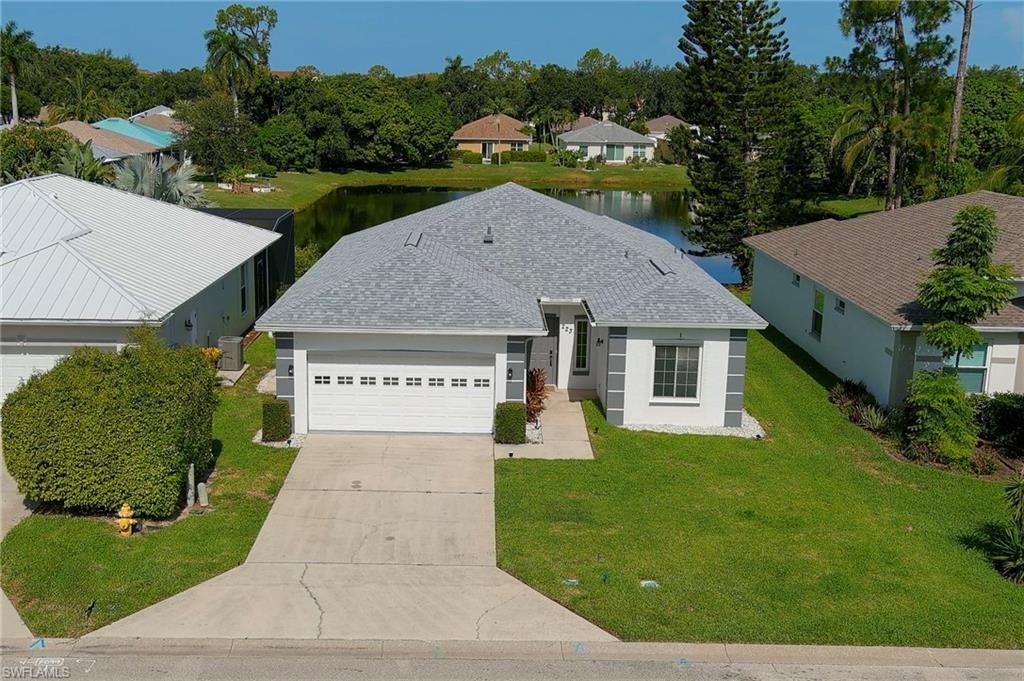 223 Stanhope Cir, Naples, FL 34104 Photo