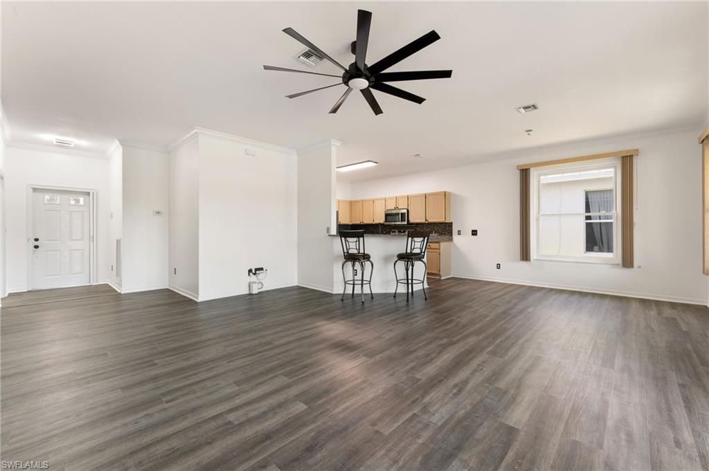 223 Stanhope Cir, Naples, FL 34104 Photo