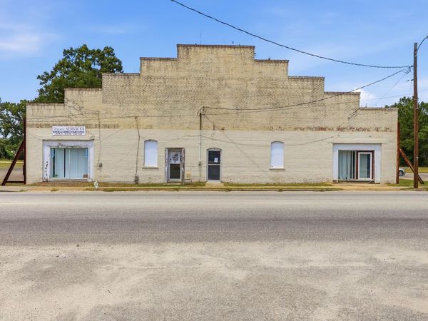 215 E Main St., Andrews, SC 29510