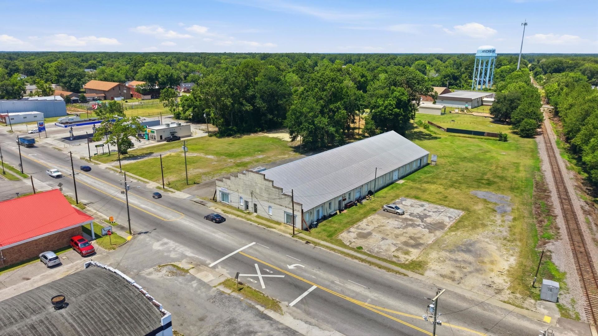 215 E Main St. Photo 11