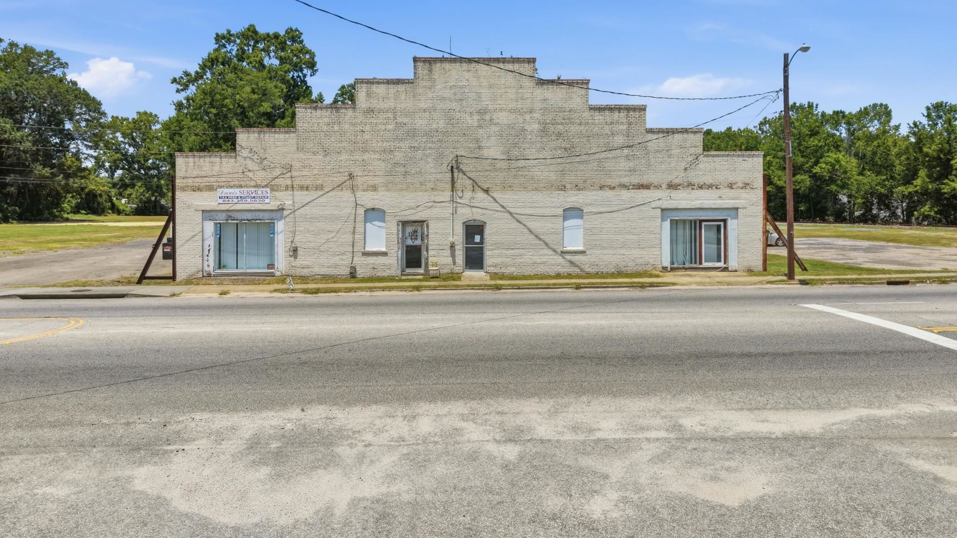215 E Main St. Photo 6