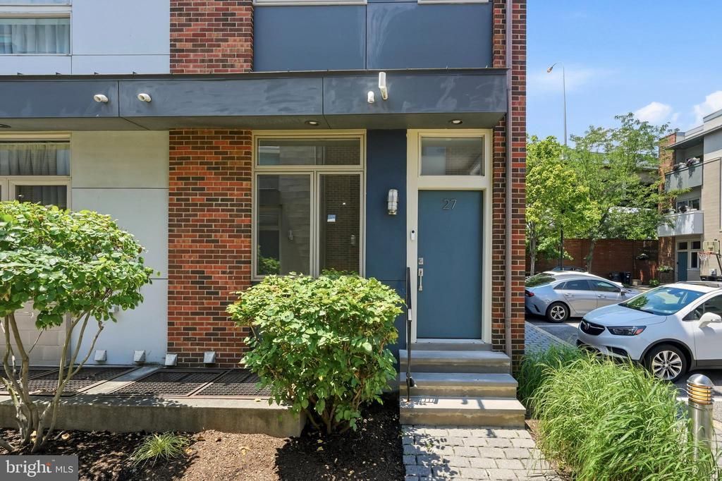 412 N FRONT STREET , PHILADELPHIA, PA 19123