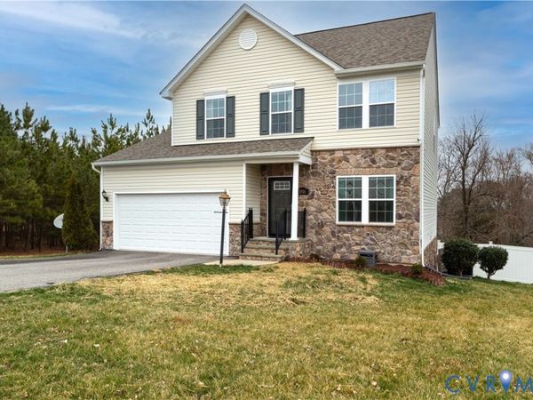 1916 River Ridge Place , Hopewell, VA 23860