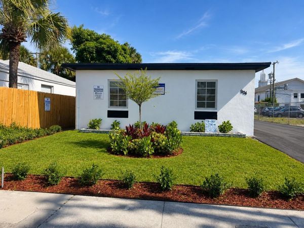 904 10th Street, Unit 1, West Palm Beach, FL 33401