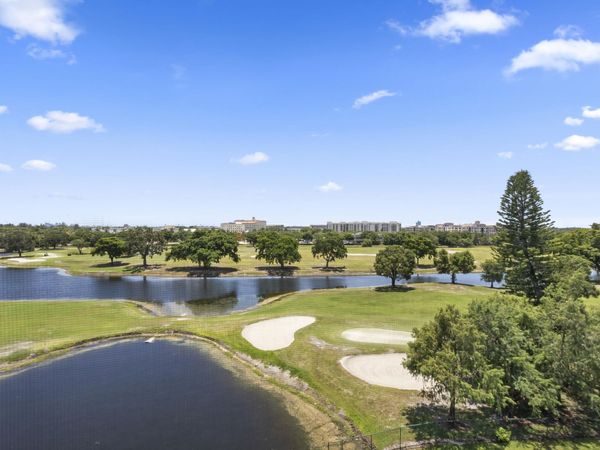 3150 W Rolling Hills Circle, Unit 704, Davie, FL 33328