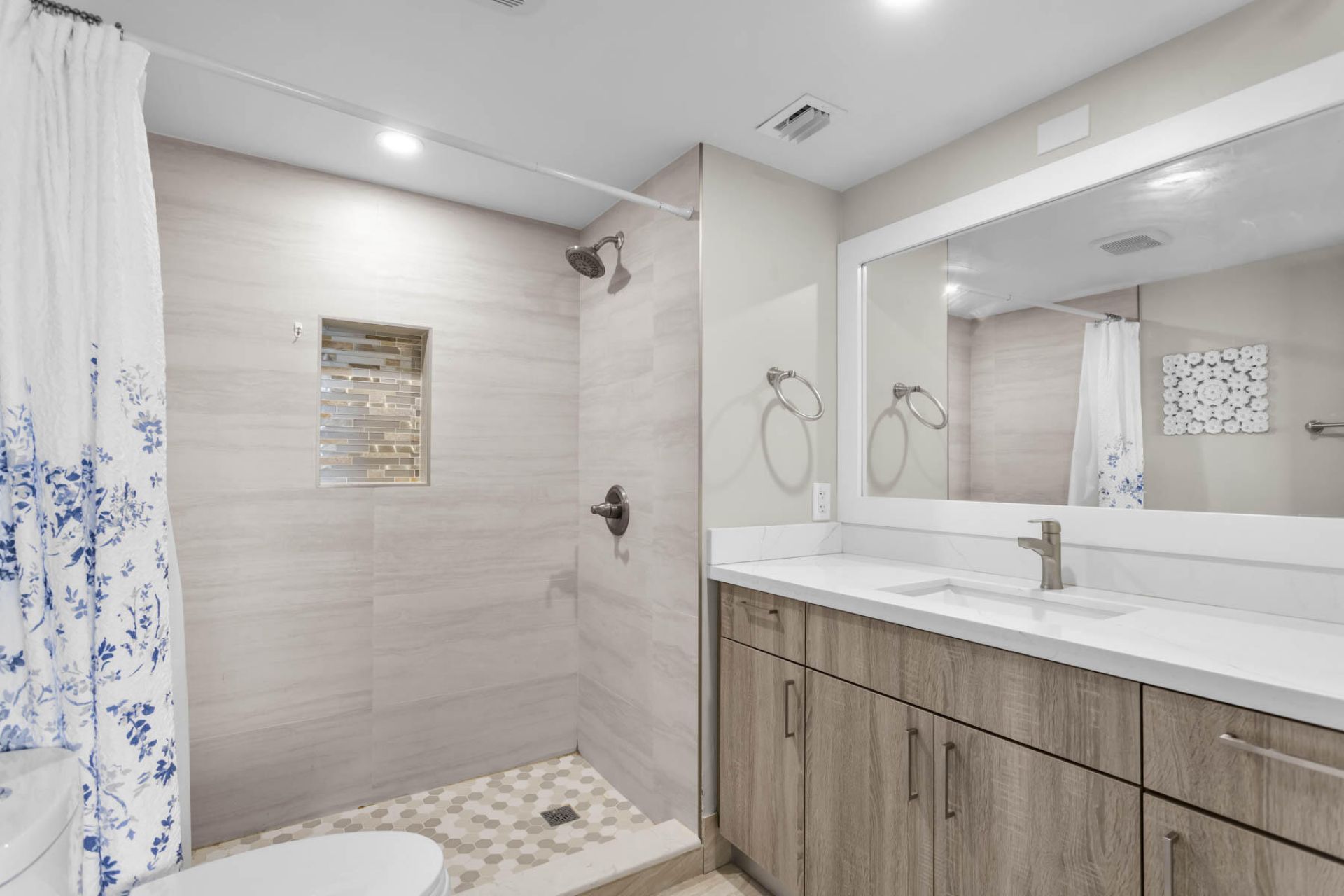 3150 W Rolling Hills Circle, Unit 704, Davie, FL 33328 Photo