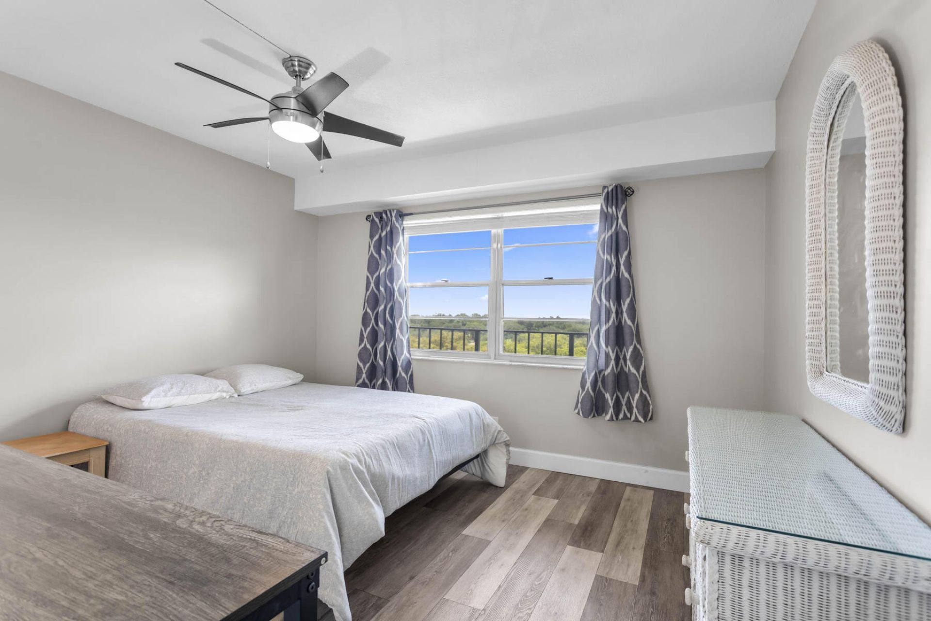 3150 W Rolling Hills Circle, Unit 704, Davie, FL 33328 Photo