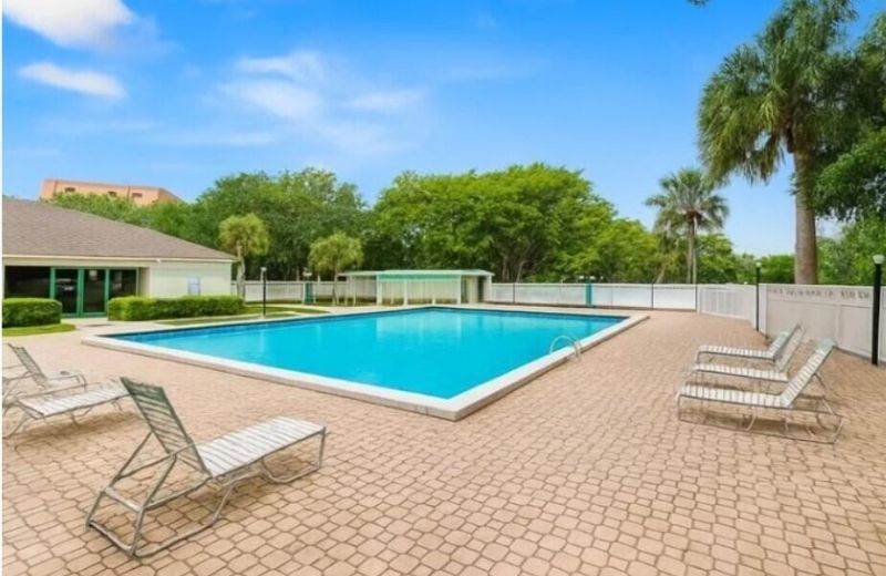 3150 W Rolling Hills Circle, Unit 704, Davie, FL 33328 Photo