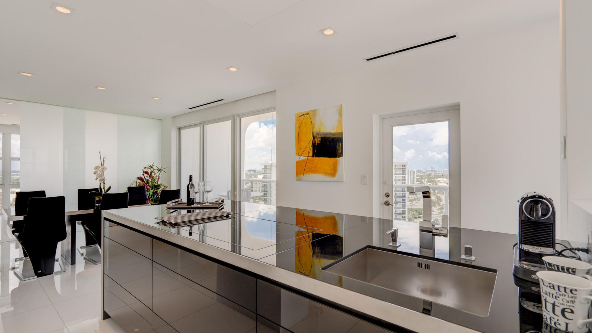 2841 N Ocean Boulevard, Unit 2010, Fort Lauderdale, FL 33308 Photo