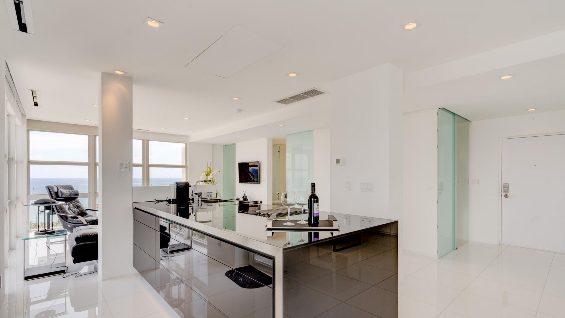 2841 N Ocean Boulevard, Unit 2010, Fort Lauderdale, FL 33308 Photo