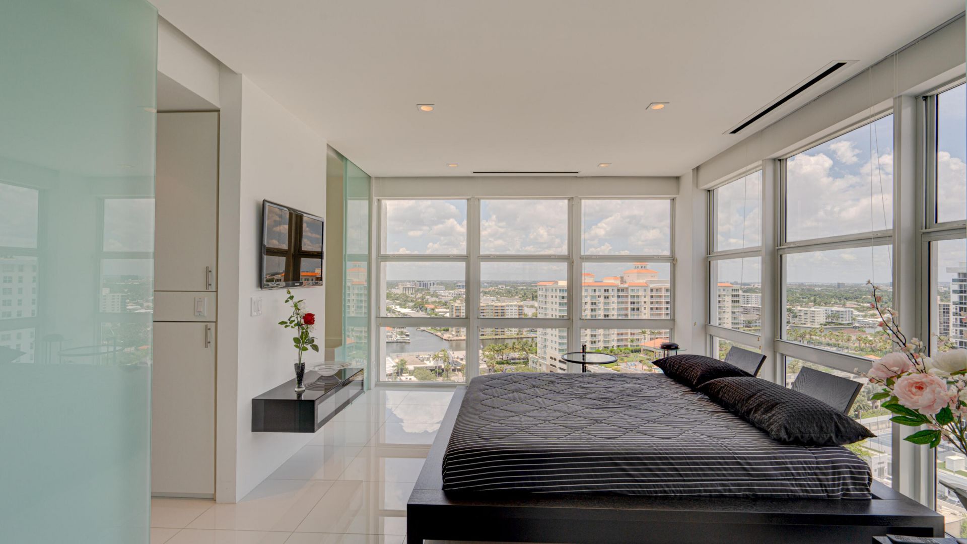 2841 N Ocean Boulevard, Unit 2010, Fort Lauderdale, FL 33308 Photo