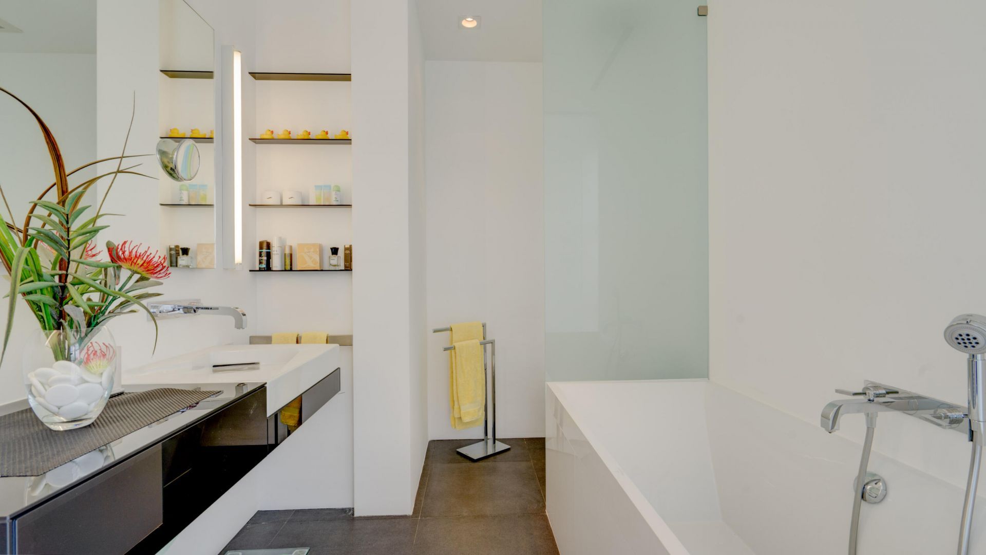 2841 N Ocean Boulevard, Unit 2010, Fort Lauderdale, FL 33308 Photo