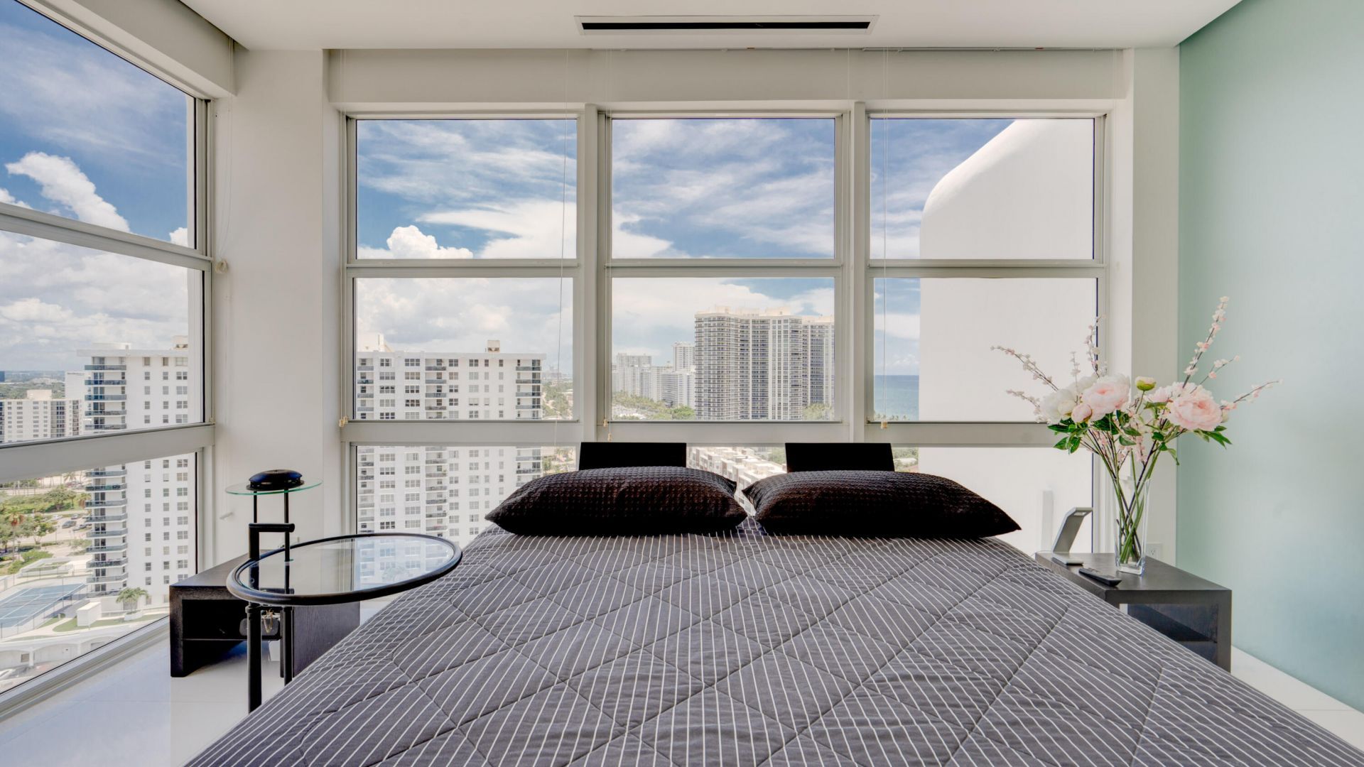 2841 N Ocean Boulevard, Unit 2010, Fort Lauderdale, FL 33308 Photo