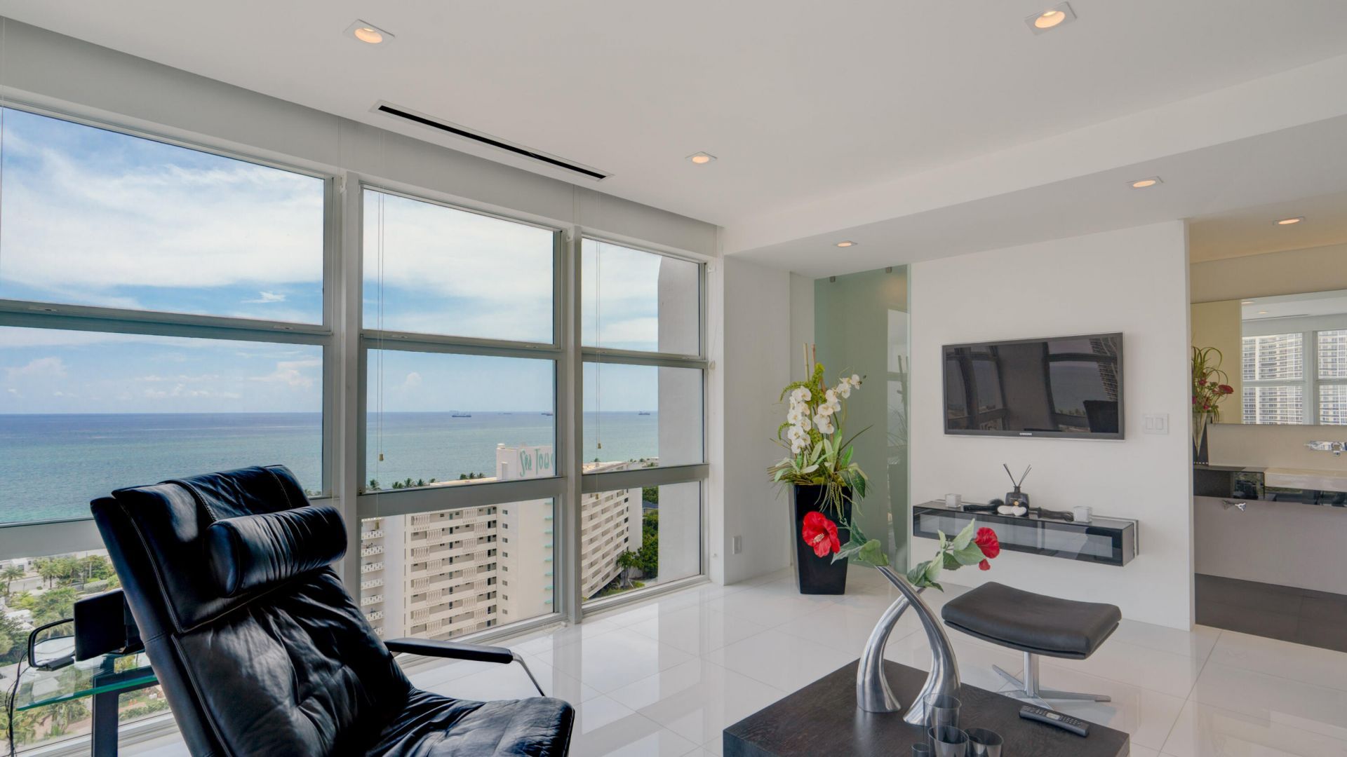 2841 N Ocean Boulevard, Unit 2010, Fort Lauderdale, FL 33308 Photo