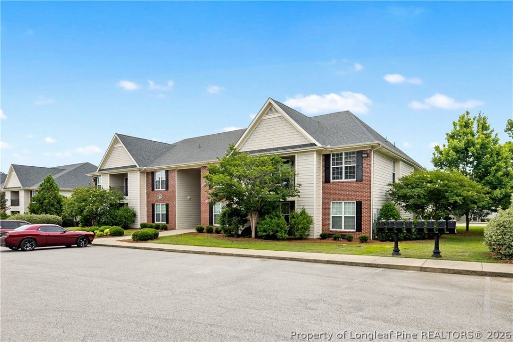 411 Gallery Drive, Unit 203, Spring Lake, NC 28390 Main Photo