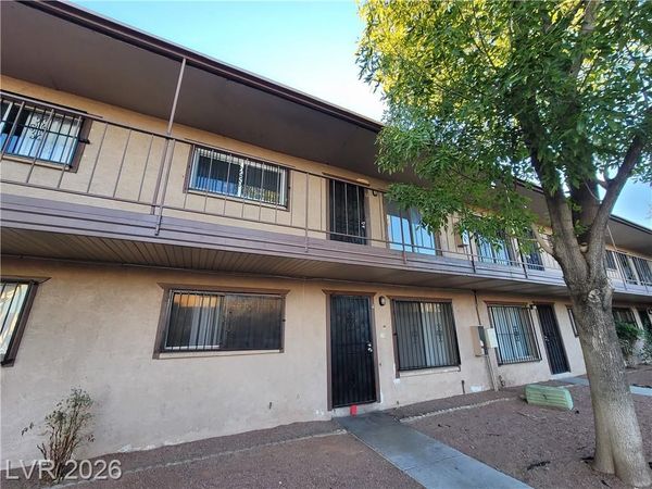 615 S Royal Crest Circle, Unit 10, Las Vegas, NV 89169