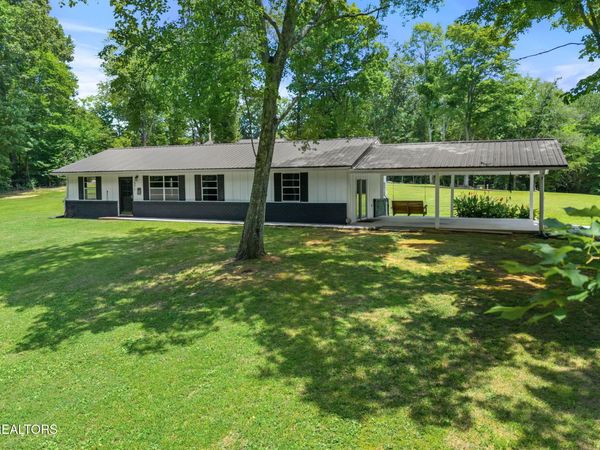 571 Goodfield Rd, Decatur, TN 37322