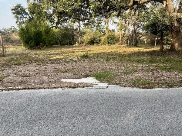 203 Livingston Drive, Pass Christian, MS 39571