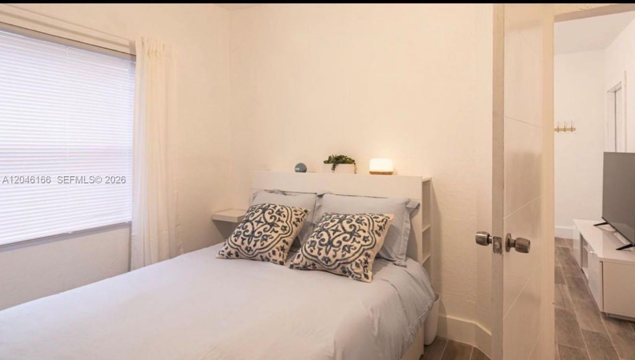 27 NE 60th Ter, Unit 2, Miami, FL 33137 Photo