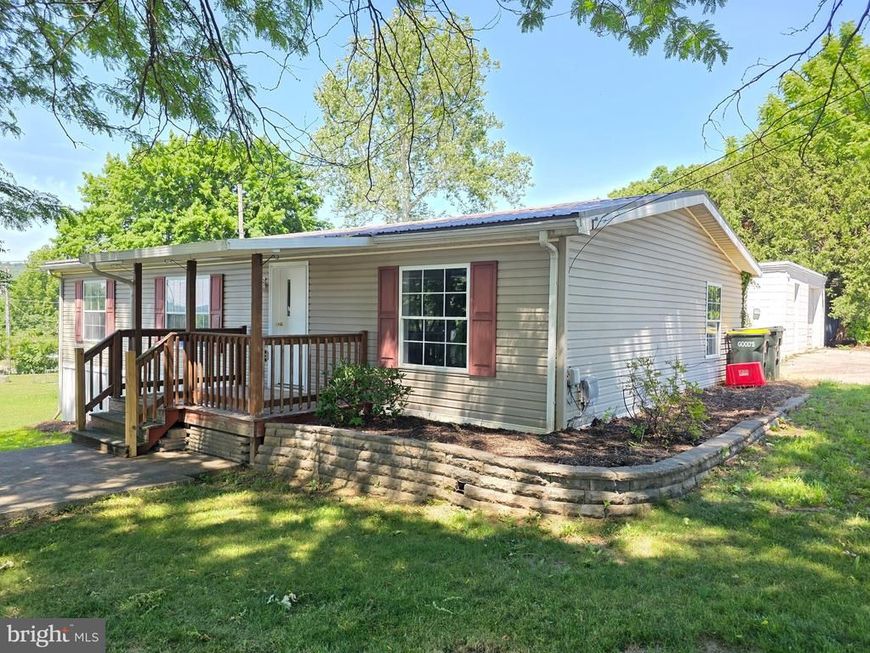 146 N Reamstown Road , Stevens, PA 17578 Main Photo