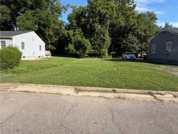 818 Cameron Street, Petersburg, VA 23803