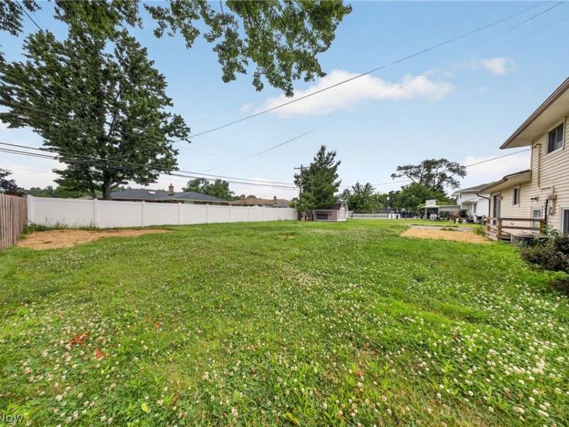 13986 Cherokee Trail, Middleburg Heights, OH 44130 Photo 46