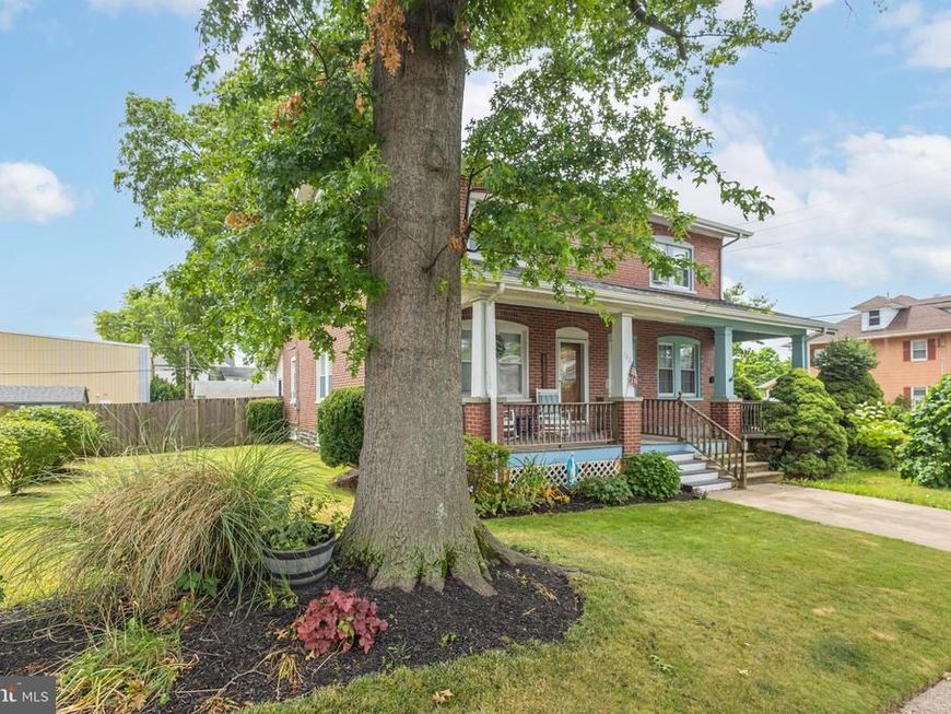 742 W Third Street, Lansdale, PA 19446 Main Photo