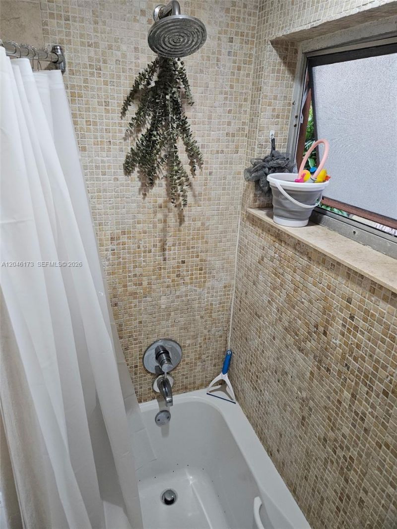 9483 SW 76th St , Unit N8, Miami, FL 33173 Photo