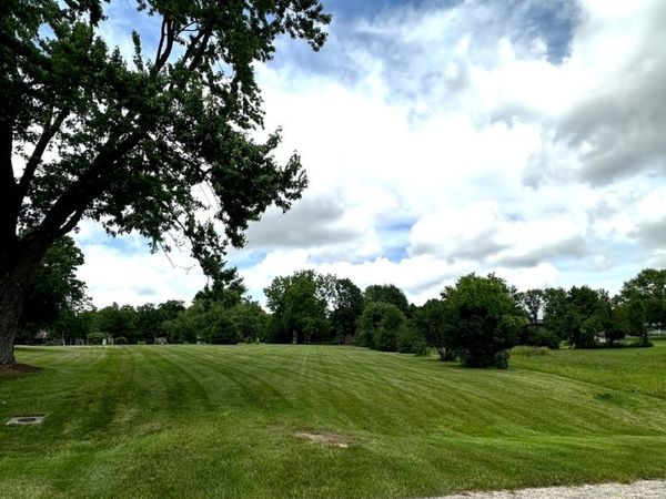 268 Wickshire Drive , Davis, IL 61019