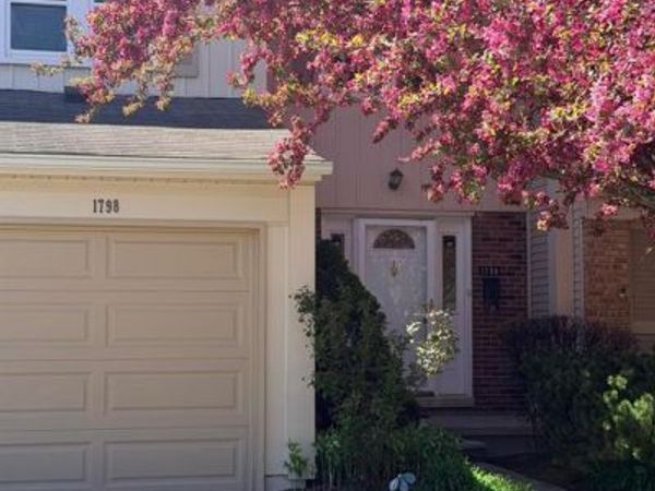 1798 Brentwood Drive, Troy, Mi 48098