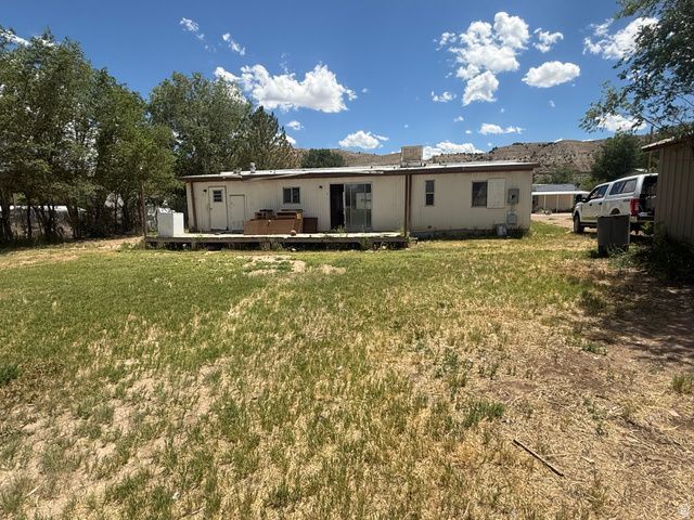 345 E 300 S, Duchesne, UT 84021 Main Photo