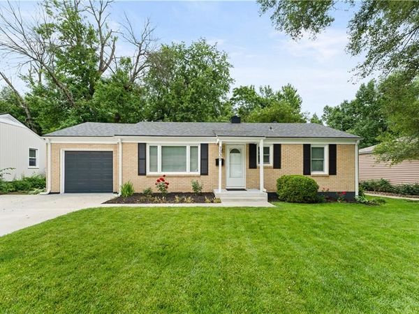 7339 Nall Avenue, Prairie Village, KS 66208