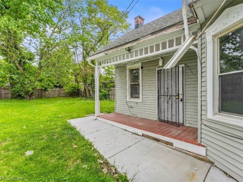 5011 Clark Avenue, Unit 1/DN, Cleveland, OH 44102 Photo 2