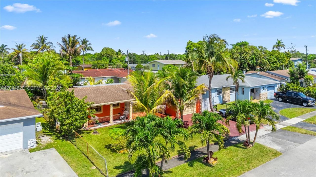 1157 NW 45th Ter, Lauderhill, FL 33313 Photo