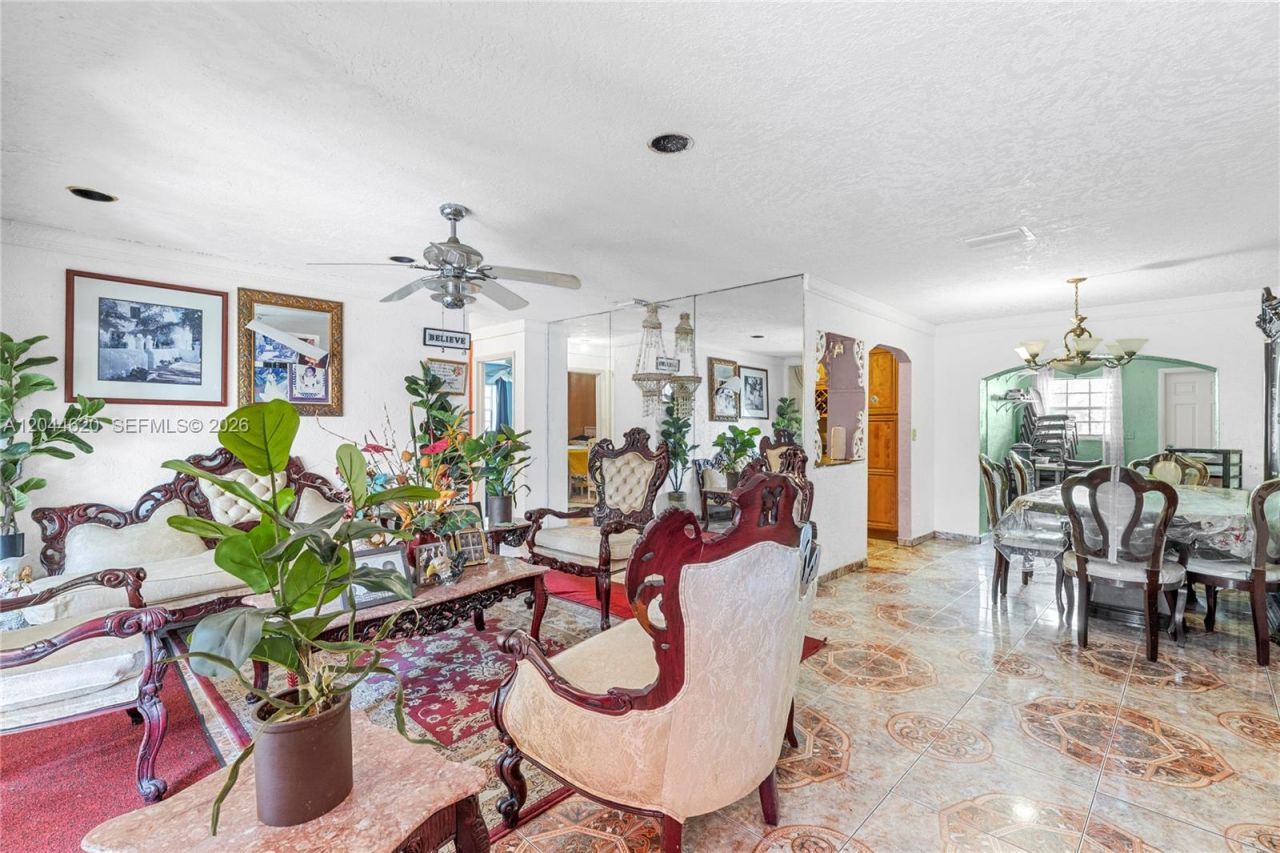 1157 NW 45th Ter, Lauderhill, FL 33313 Photo