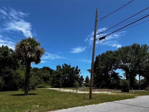 3880 17TH AVENUE , VERO BEACH, FL 32960