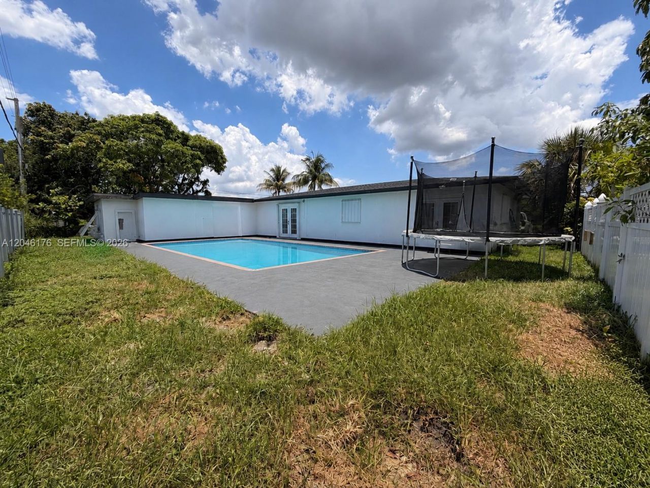 17130 NW 42nd Ct , Miami Gardens, FL 33055 Photo