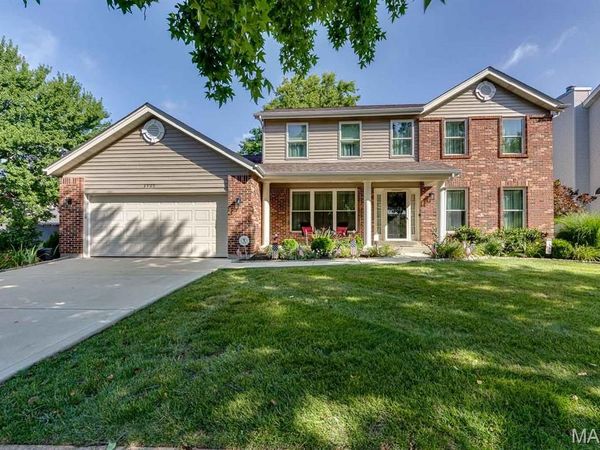 3507 Brookstone South Drive, Oakville, MO 63129