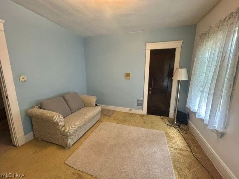 9902 Adams Avenue, Cleveland, OH 44108 Photo 19