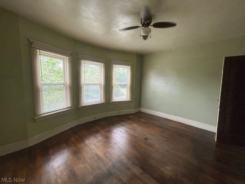 9902 Adams Avenue, Cleveland, OH 44108 Photo 33