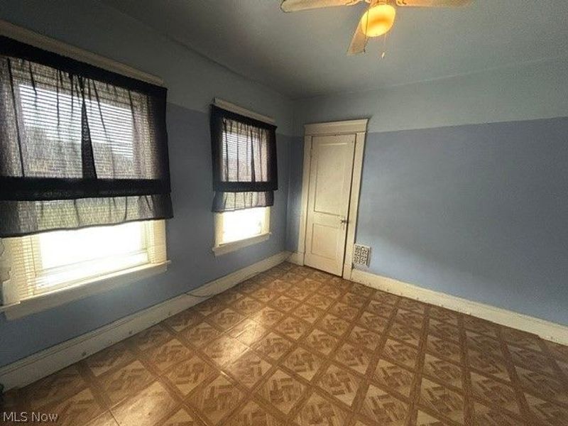 9902 Adams Avenue, Cleveland, OH 44108 Photo 36