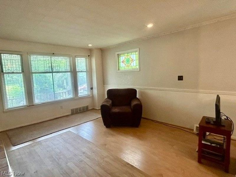 9902 Adams Avenue, Cleveland, OH 44108 Photo 5