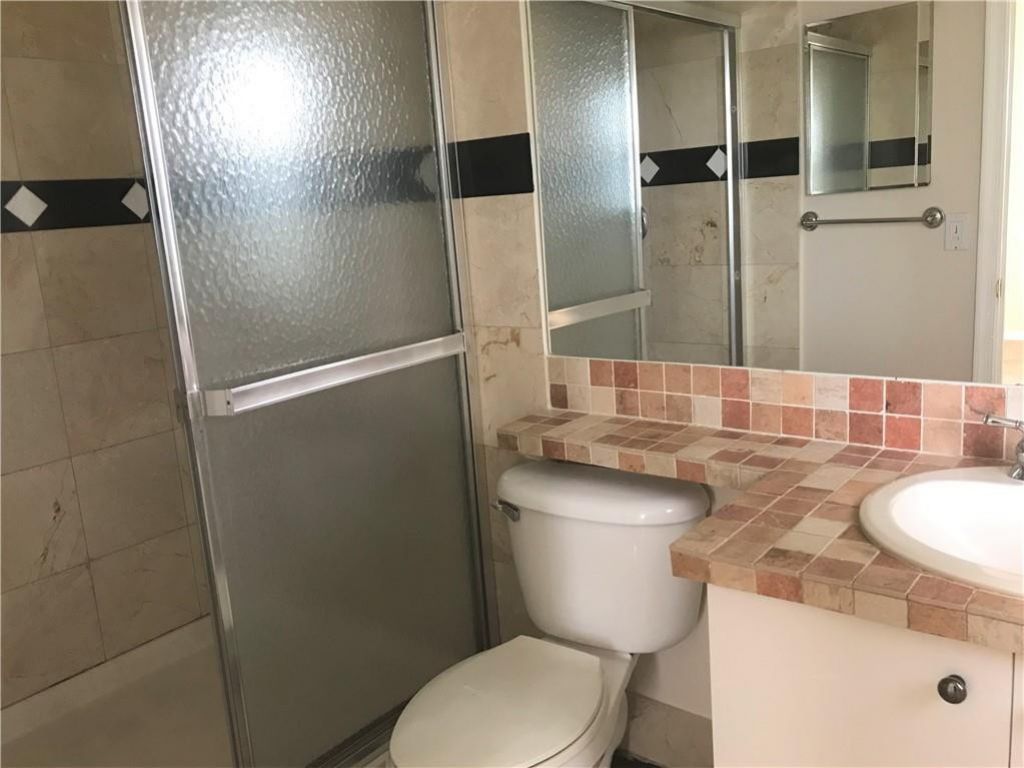 5449 NW 90th Avenue, Sunrise, FL 33351 Photo
