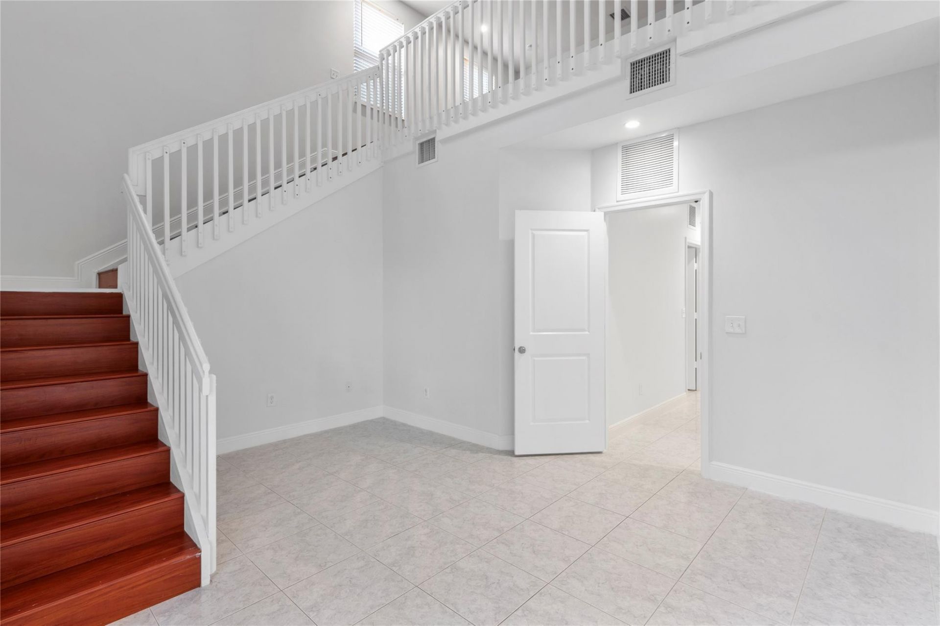 316 SW 16th Street, Unit B, Fort Lauderdale, FL 33315 Photo