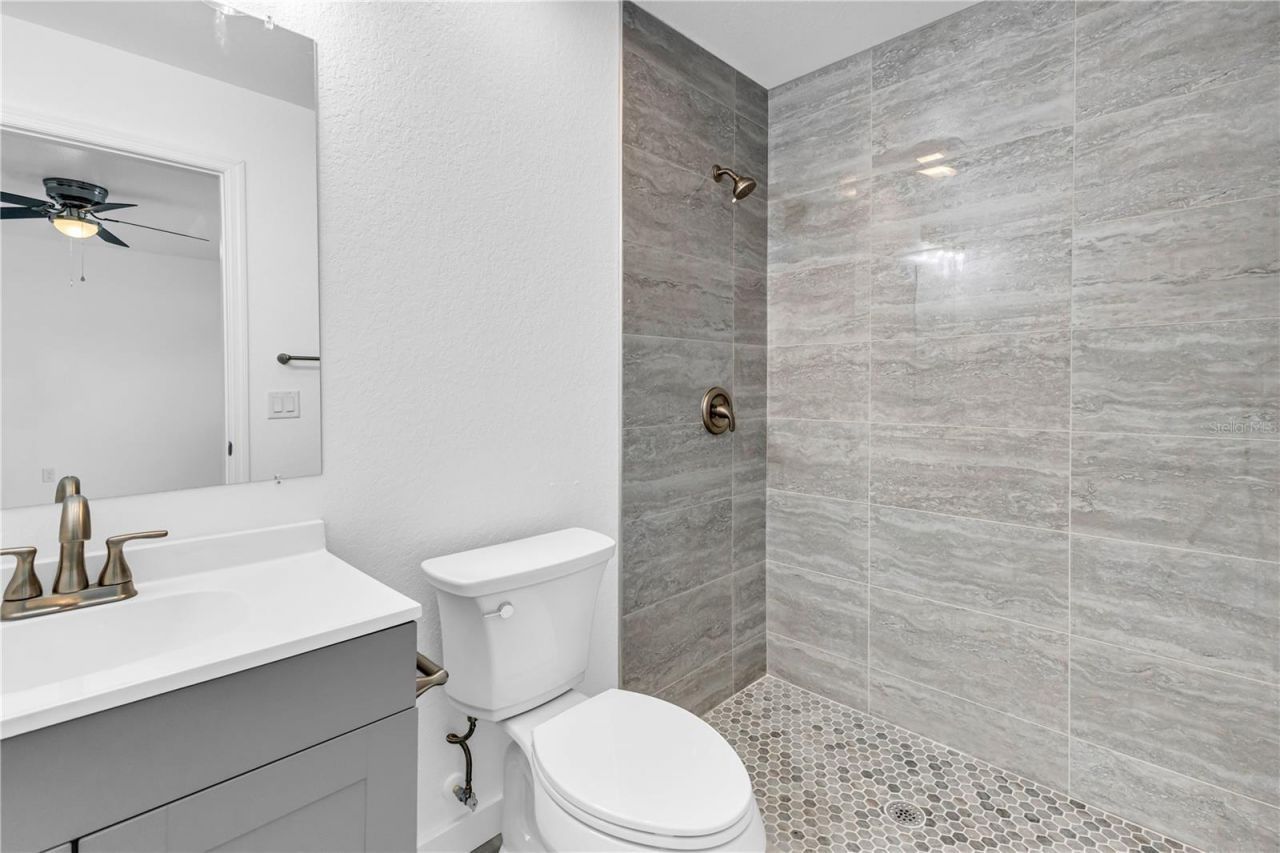 5310 22nd Street Court E, Bradenton, FL 34203 Photo