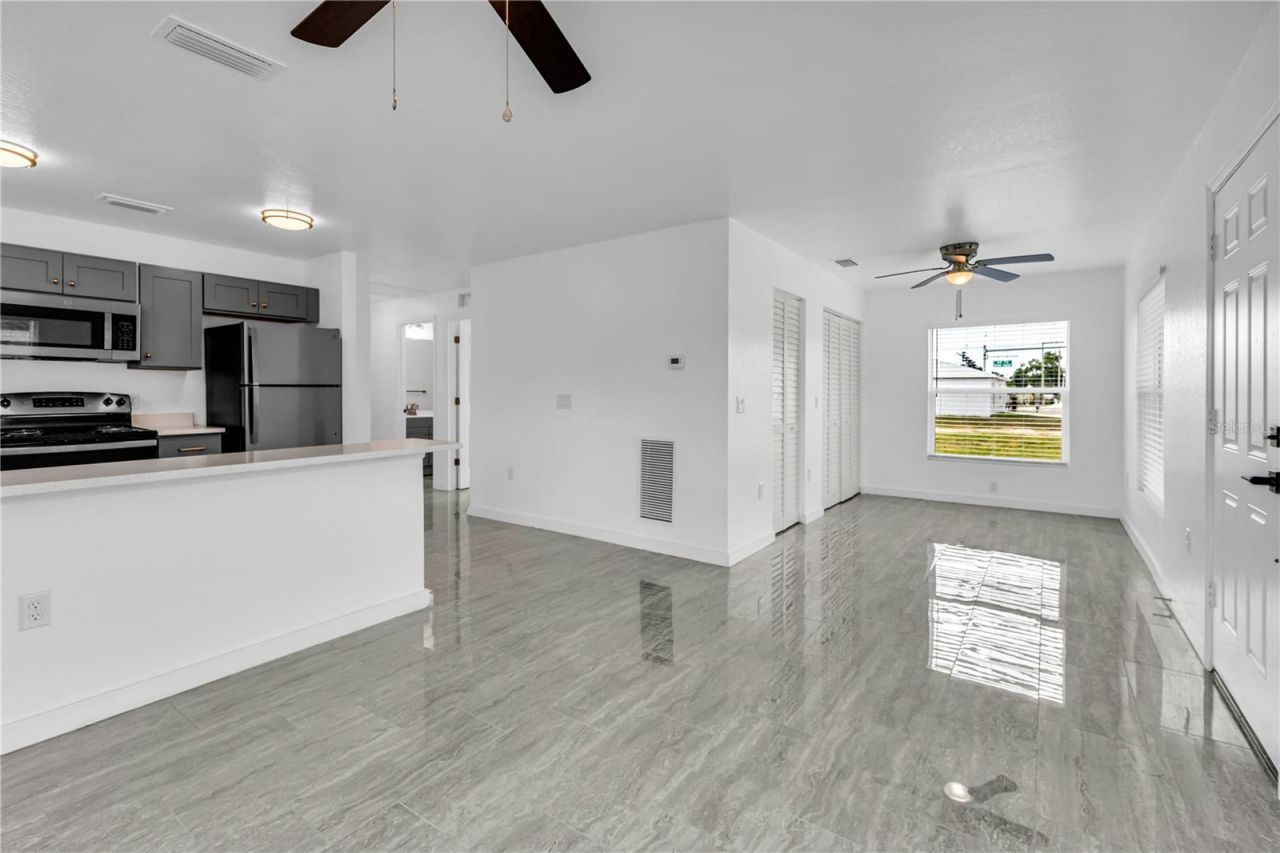 5310 22nd Street Court E, Bradenton, FL 34203 Photo