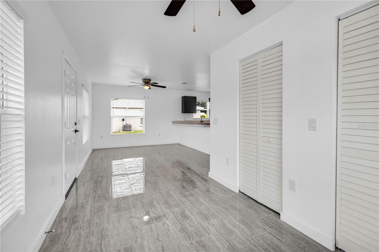 5310 22nd Street Court E, Bradenton, FL 34203 Photo