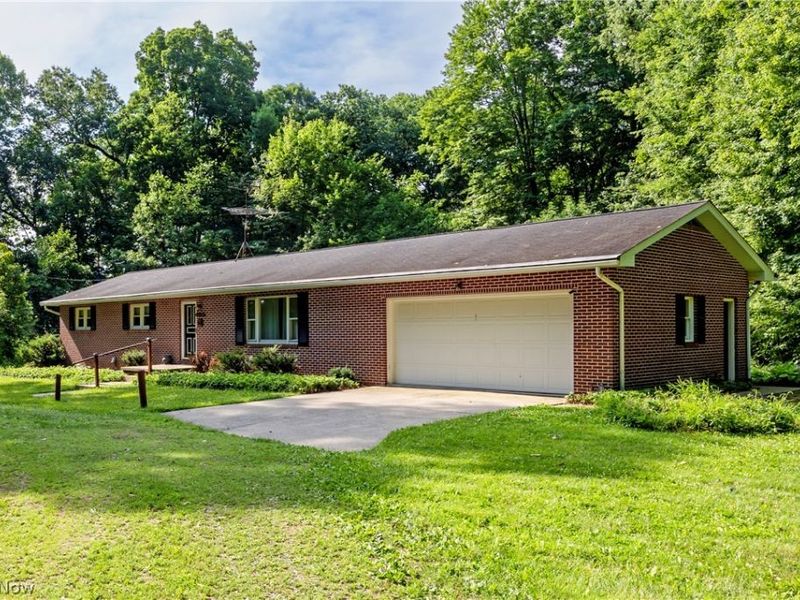 9679 E Easton Road , Rittman, OH 44270 Photo 2